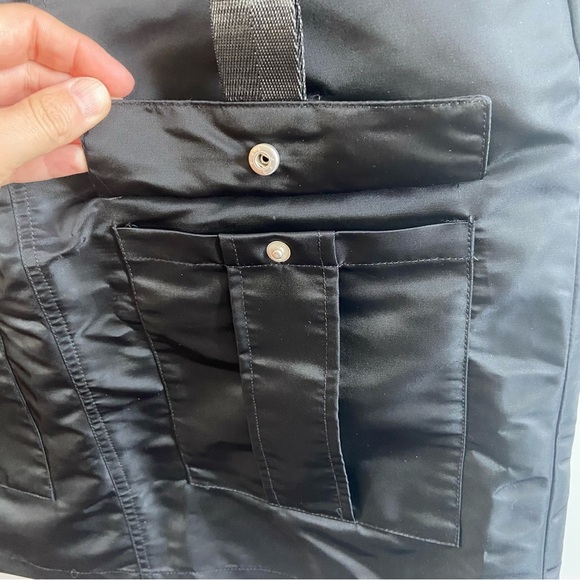 Joe Fresh Black Nylon Cargo Skirt - Picture 10 of 13